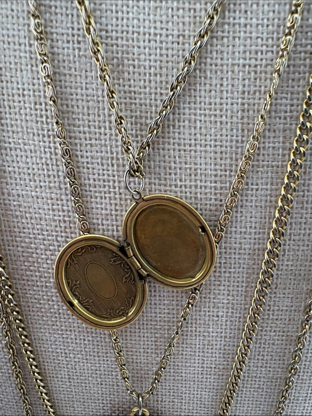 Vintage Goldette Layered Necklace Set - Picture 6 of 9